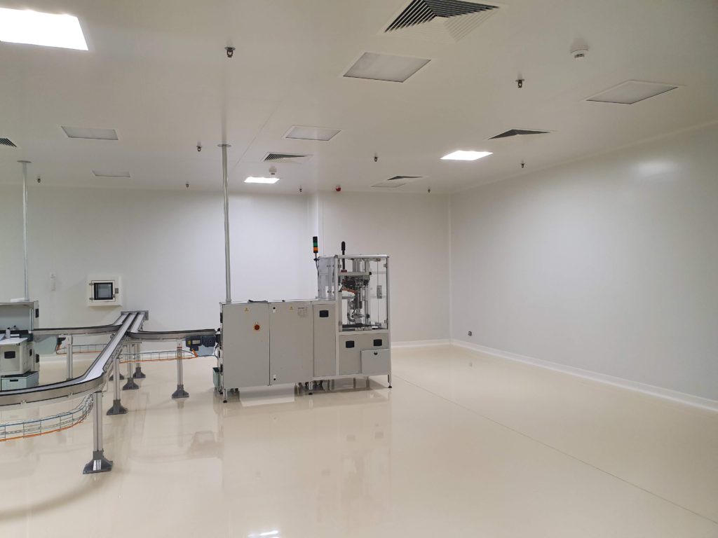 Cleanroom designed and installed by Universol